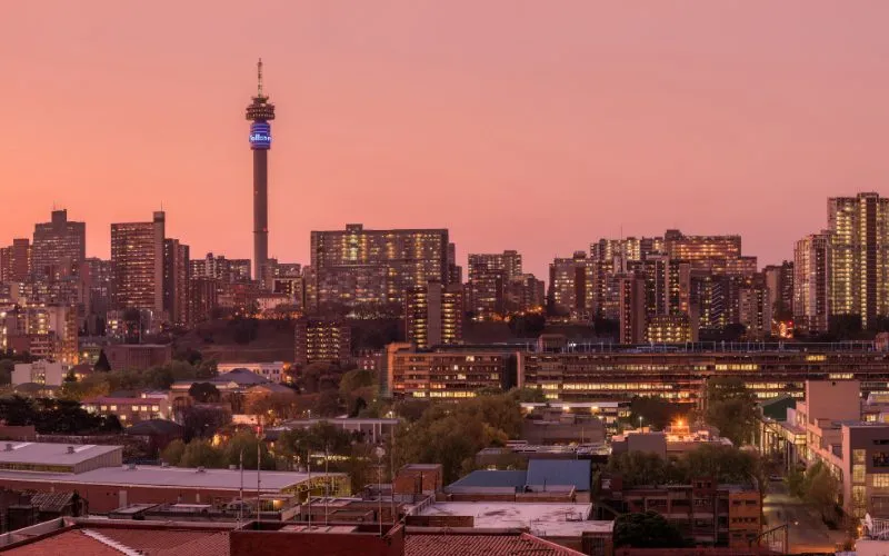 Auto huren in Johannesburg: Info, prijzen en tips bij autoverhuur